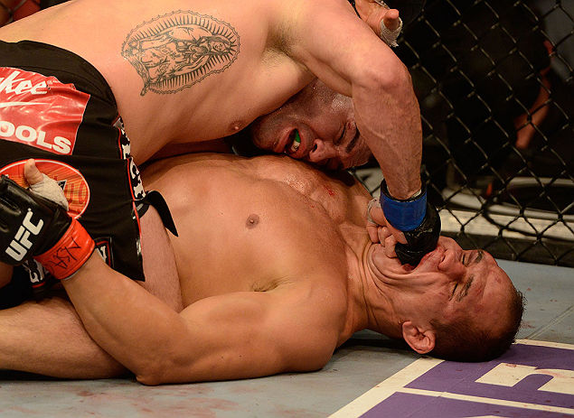 ufc155_12_velasquez_vs_jds_036.jpg.png